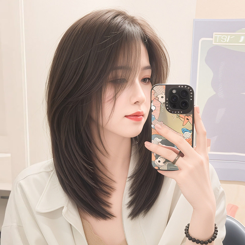 Full Head Wig for Women with Lace Front, Middle Parting, Collarbone-Length Hair, Realistic Natural Medium-Long Hair, Daily Full Wig Full Head Wig for Women with Lace Front, Middle Parting, Collarbone-Length Hair, Realistic Natural Medium-Long Hair, Daily Full Wig
