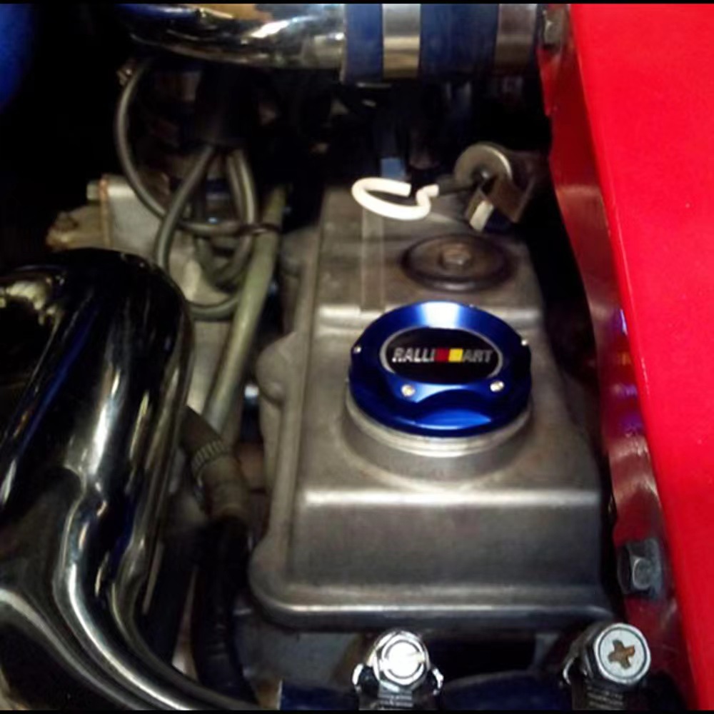 Applicable to Mitsubishi EVO 4G63 lingshuai Lingyue Lanse RALLIART snap-on engine oil cover
