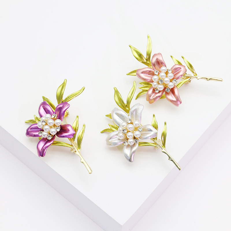 Vibrant and Colorful Enamel Lily Flower Brooch for Women, Unique Flower Pin, Suit Accessory, Gift