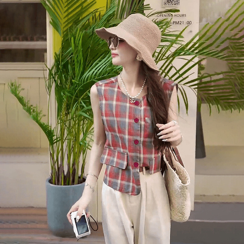 Women's Fashionable Colorful Plaid Vest Casual Top 2026 New Summer Thin Single-Breasted Sleeveless Blouse