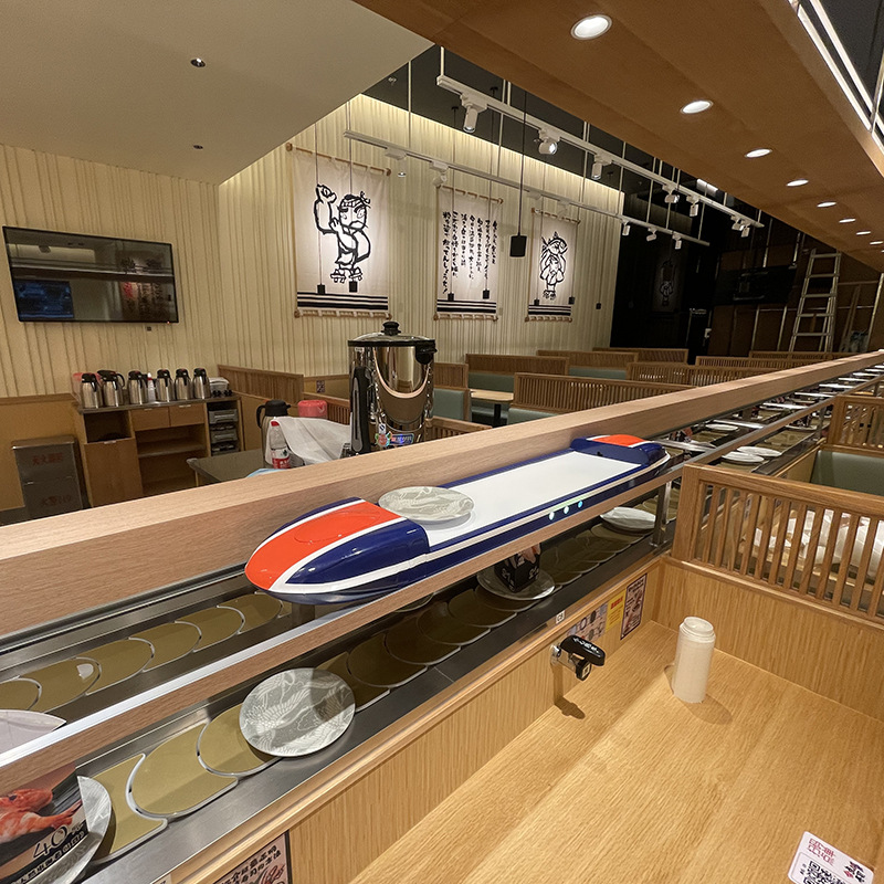 良恩科技智能点餐定点送餐小火车回转寿司设备输送机免费设计
