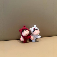 蜡笔小新白色植绒可爱屁屁熊公仔潮玩手办搞怪桌面摆件车载送礼推