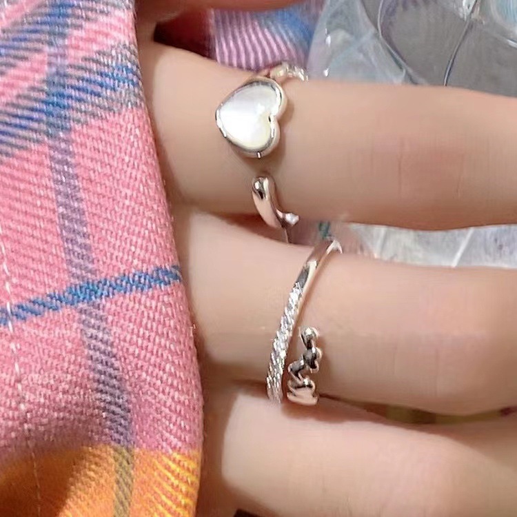 Elegant Designer Ring With Heart Shell For Women, Adjustable Fit_voghion.com
