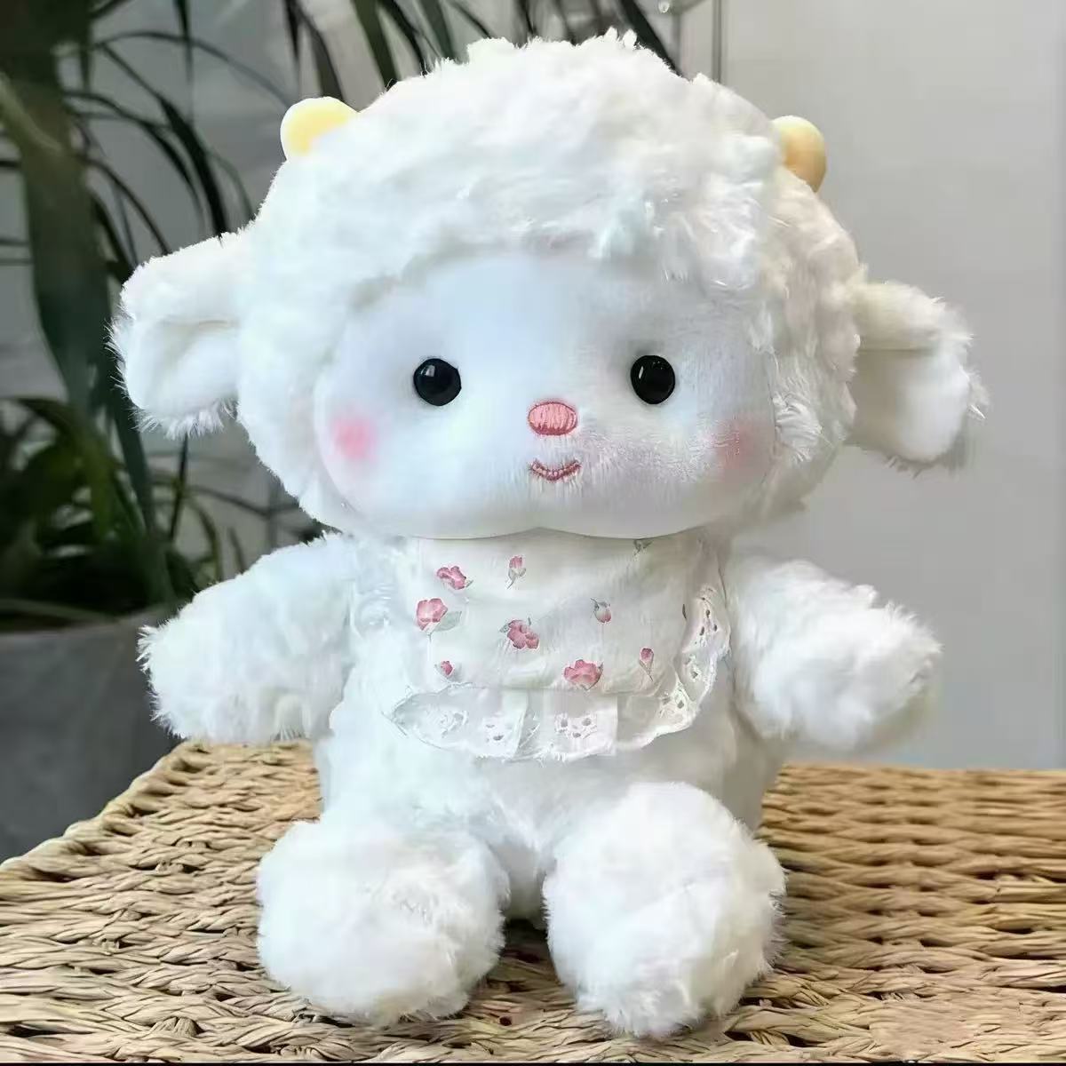 Nuevos peluches, muñecos de ocho pulgadas para máquinas de garras, populares muñecos para lanzar en bodas, regalos promocionales, juguetes al por mayor