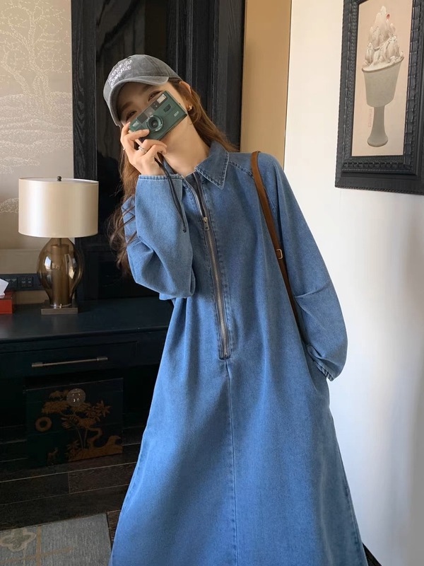 小众牛仔连衣裙女春秋2025新款显瘦茶歇法式今年流行长袖复古裙子|undefined