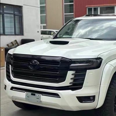 Zhongwang, Diamond wide-body wheel arches, mid-wing