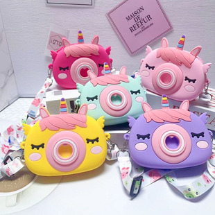 �¿�ǫF���C���X����Ȥ���z��ͯ�����μ������б���Ů�ɐ۰�