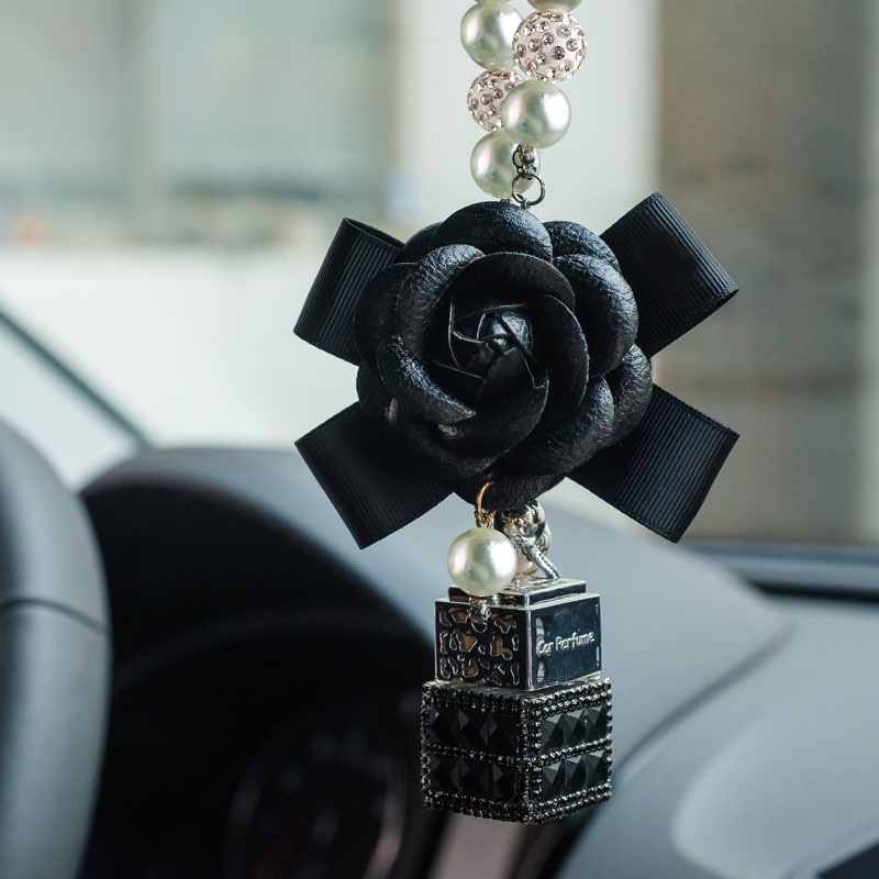 Colgante de coche, colgante de coche, botella de perfume de diamantes, decoración de coche de camelia, suministros de coche, bricolaje