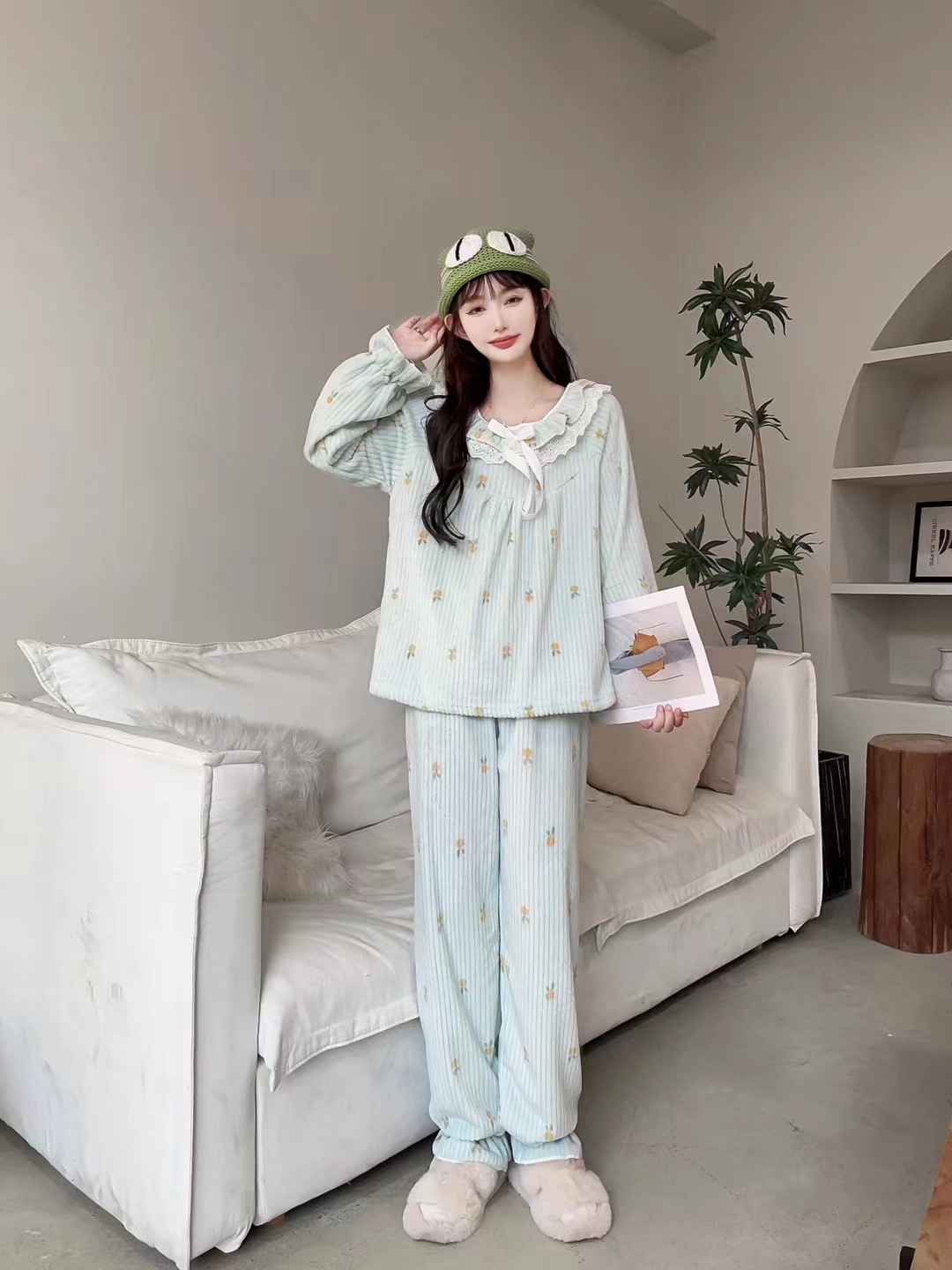 2350 라이트 그린 오렌지