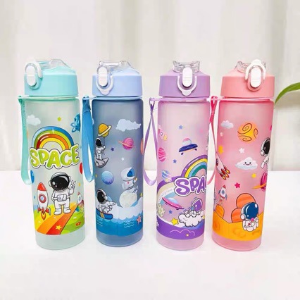 Taza de agua mate con dibujos animados de astronauta, cubierta de rebote, pajita especial, plástico portátil, hervidor.