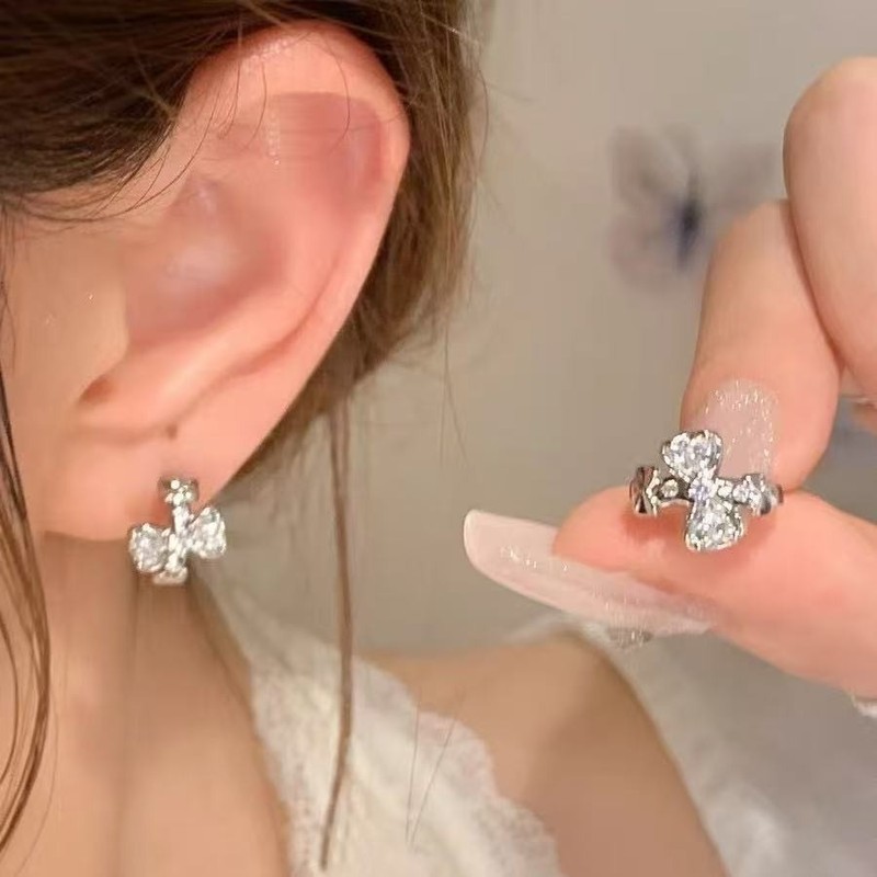 镶锆石耳钉女小众系列设计珍珠高级感耳环轻奢时尚精致百搭耳饰潮|undefined