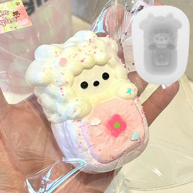 卡通潮玩公仔捏捏模具DIY解压仿真面包曲奇食玩手工硅胶模具|undefined