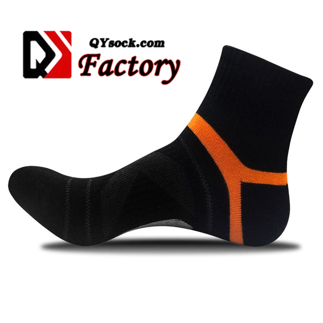 �������������˶�����Ů�������ܲ����ٸ���ĥ�ܲ��˶���