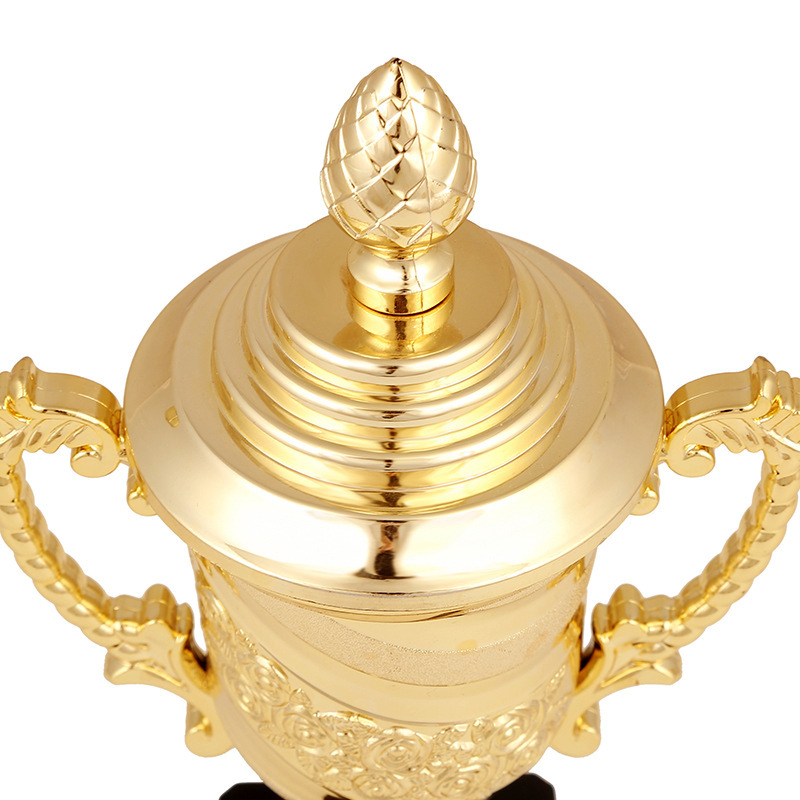 Vela rosa de plástico trofeo Deportes Fútbol baloncesto competencia entrenamiento suministros galvanoplastia pequeño trofeo con tapa