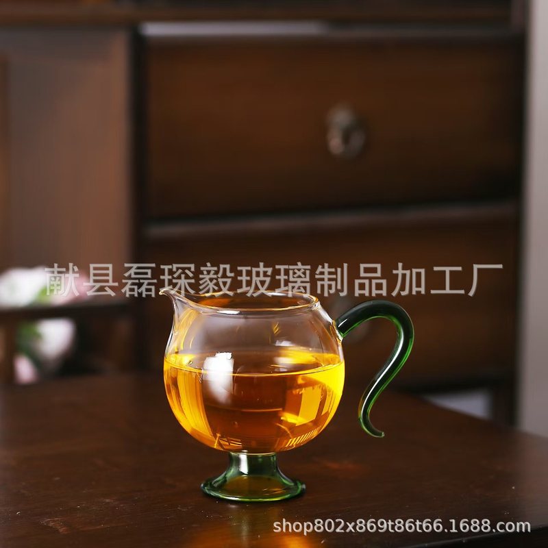 メーカー卸売透明男性カップ茶海高ホウケイ酸耐熱ガラス男性カップ透明カラーティーディバイダー高品質|undefined