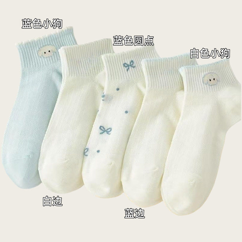水色の蝶結びのネットの靴下の女性のソックスの夏の純綿の薄いタイプの通気性の乳の白の浅い口の靴下の甘い日系