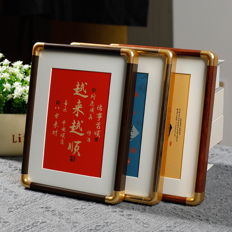 Imitation copper angle Pu photo frame round picture frame picture frame table high sense photo desktop ornaments manufacturers wholesale Imitation copper angle Pu photo frame round picture frame picture frame table high sense photo desktop ornaments manufacturers wholesale