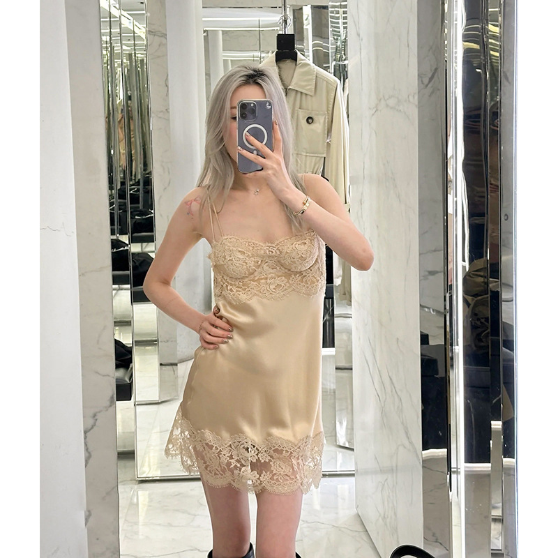 Sexy Satin V-Neck Versatile Petite Slip Dress French Light Luxury Lace Trim Slimming Inner Dress Short