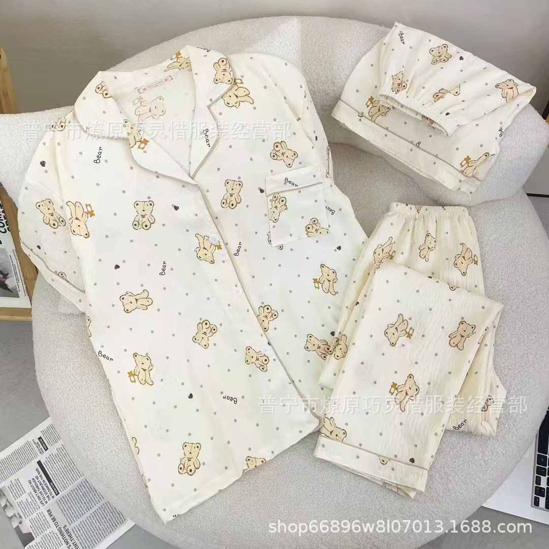 Hermosos pijamas de tela de rabu mujeres primavera y otoño verano nubes de algodón dulce mangas cortas pantalones cortos de tres piezas ropa para el hogar