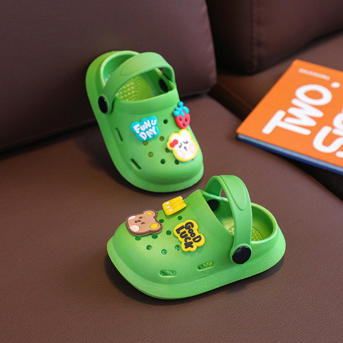 Kids' Croc-style Shoes for Summer: Breathable, Non-Slip, Closed-Toe Design—Versatile Home Use Sandals with Cute Cartoon Patterns for Boys and Girls