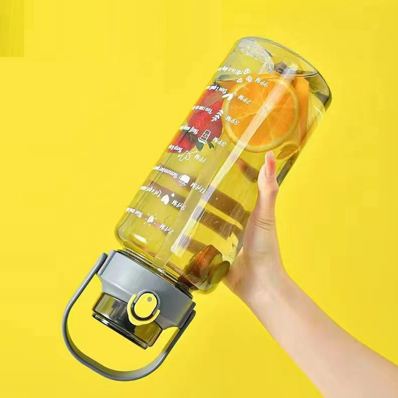 Fábrica de gran capacidad taza de agua de alto aspecto Internet celebridad paja taza estudiante de plástico portátil 3000ml escala hervidor de agua Masculino