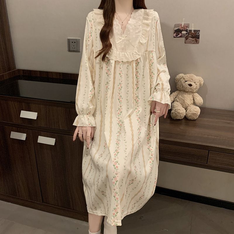 2025 pijama de otoño mujer delgado tejido pijama nubes de algodón de encaje dulce princesa vestido de vestir al por mayor