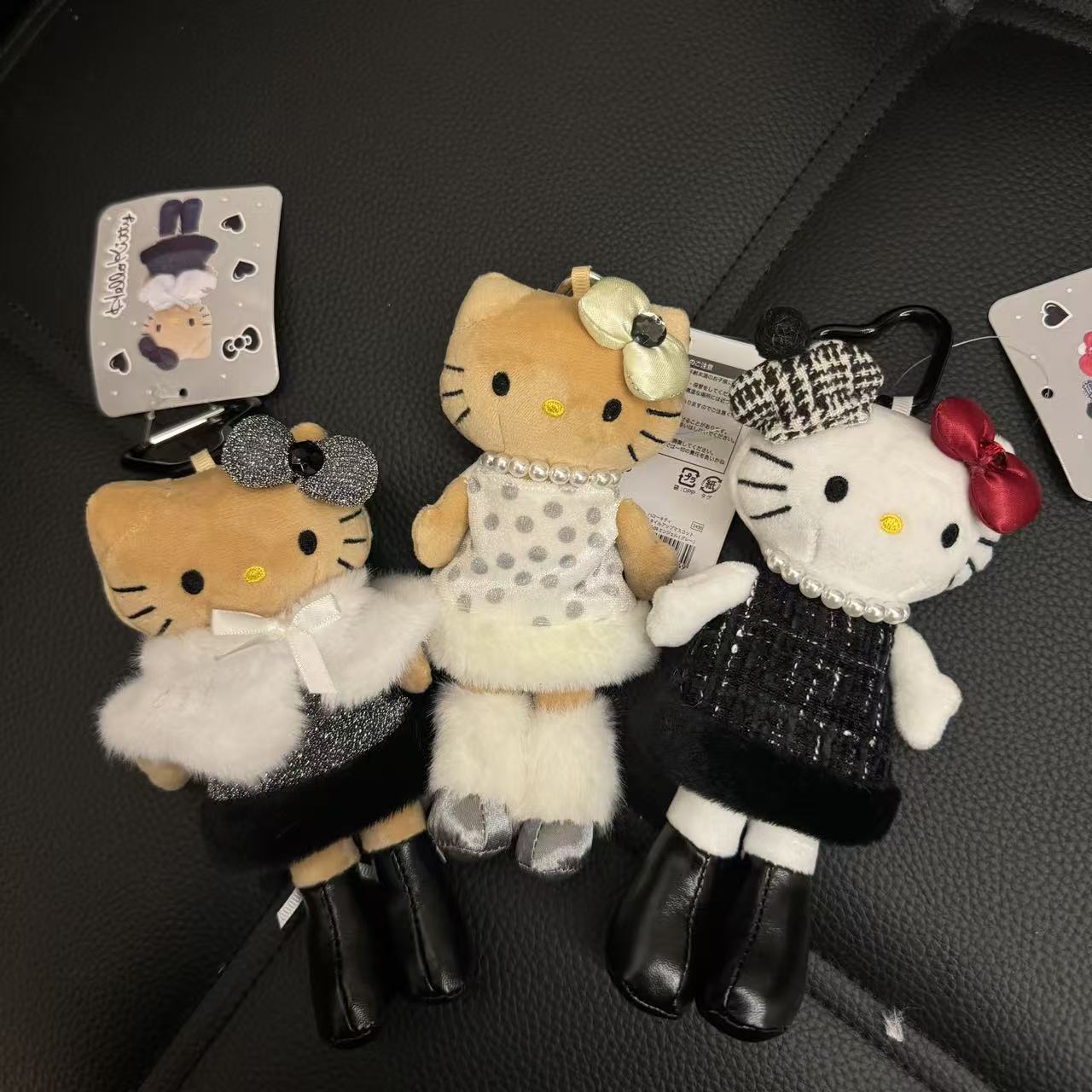 Japanese Cute Little Chanel-Style Winter Long-Legged Kitty Bag Pendant Heart Buckle Plush Kt Cat Keychain