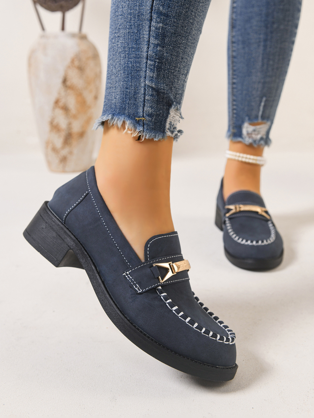 Dames loafers met metalen ketting en luipaardprint_voghion.com