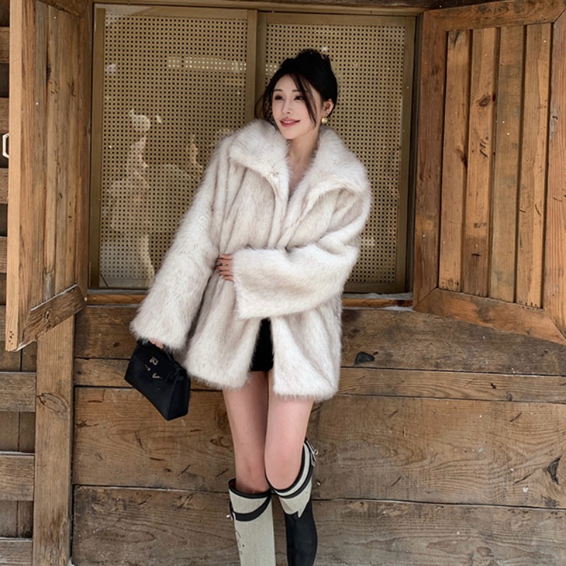 实拍 韩版冬季新款环保狐狸毛皮韩版翻领中长款仿狐狸毛外套女