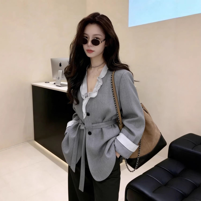 Korean-Style Gray Patchwork Blazer for Women, 2026 Spring New Large Size, Elegant and High-End Feel, Loose-Fitting Tie-Waist Suit
