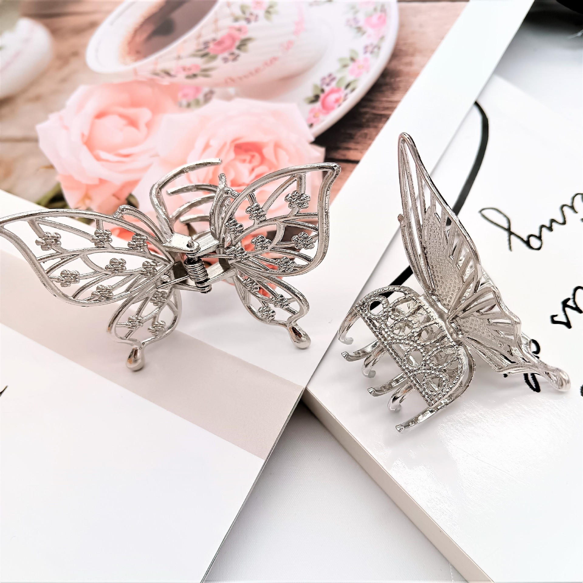 55g Weight Hair Claws Hair Accessories Type 1 Piece Quantity Holiday, Daily Occasion Alloy Material Solid Color Pattern Women's Gender Plating Design Simple Style, Classic Style Style Women's Simple Style Classic Style Solid Color Alloy Plating Hair Claws 4
