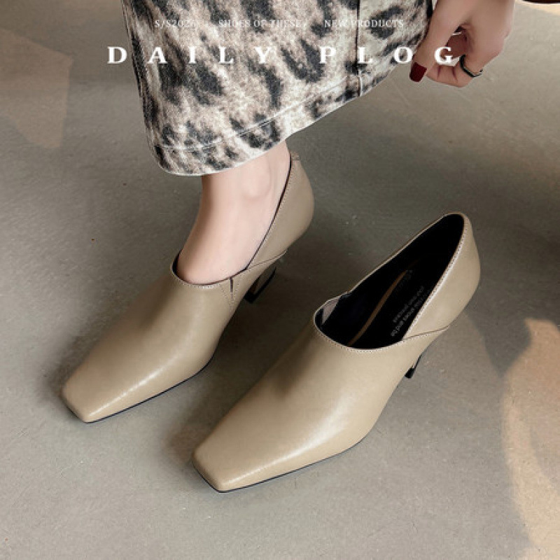 2026 New Style British-Style Leather Square-Toe Slip-On Commuter Loafers with Elegant Thin Heels 2026 New Style British-Style Leather Square-Toe Slip-On Commuter Loafers with Elegant Thin Heels