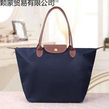 新款时尚大容量女士单肩包牛津布饺子包手提尼龙挎包妈咪包包