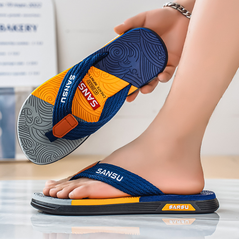 Chanclas transfronterizas Sandalias y zapatillas antideslizantes EVA para hombre Zapatos de playa con chanclas de Tailandia Verano casual personalidad moda tendencia