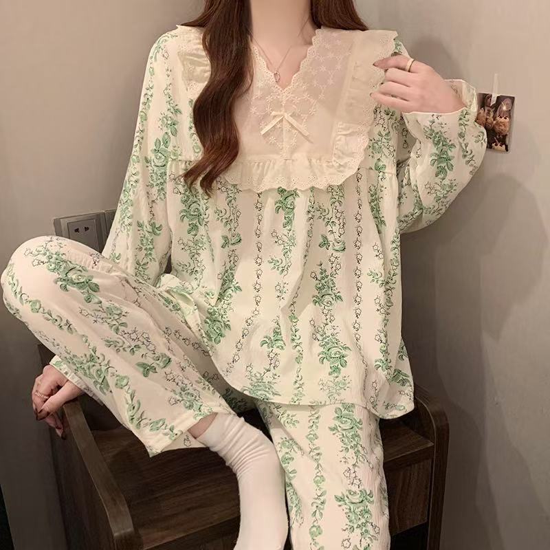 9022 녹색 꽃 덤불