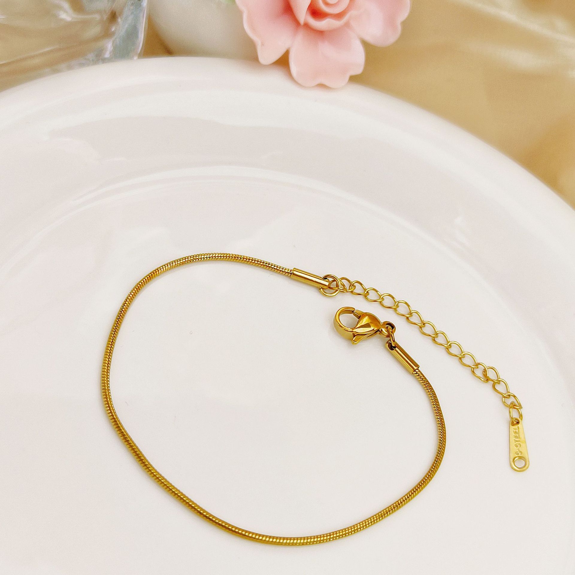 Collier chaîne serpent doré en acier inoxydable long bijou_voghion.com