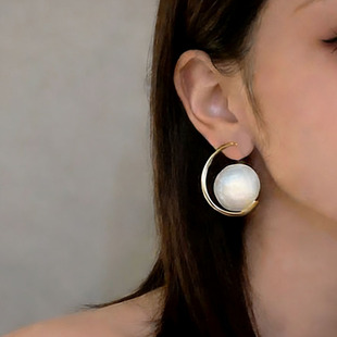 �nʽ�F�����ٴ������ᔶ��hŮ�r�г����p�ݸ߼��ж��С���OӋ��