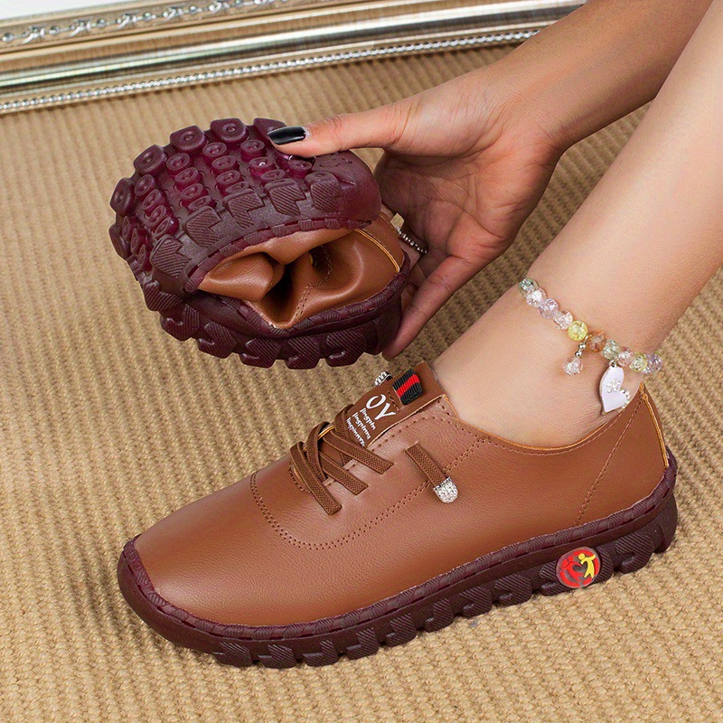 Zapatos de mujer de primavera y verano de comercio exterior zapatos de lazos de madres de pies gruesos con base de tendón suave zapatos de cuero de tamaño grande