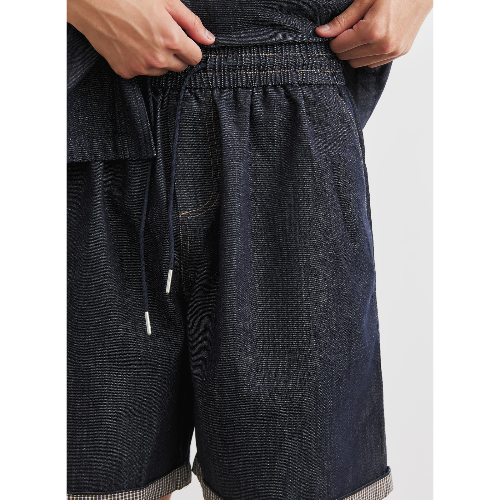Completo denim uomo camicia a maniche corte e pantaloncini_voghion.com