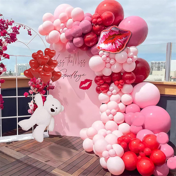 Fuchsia red balloon heart shaped for bride for St. Valentine's Day