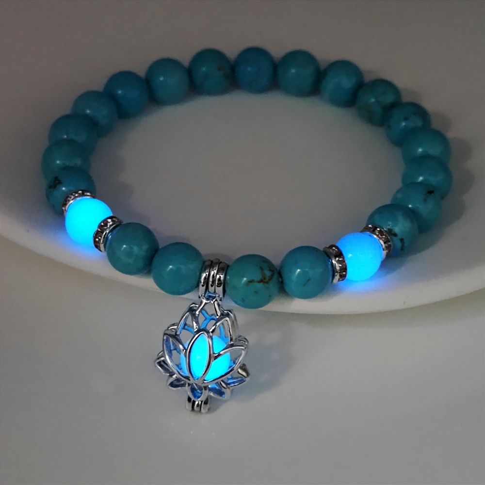 25g Weight Bracelets Classification 1 Piece Quantity Holiday, Daily Occasion Alloy, turquoise Material Flower Pattern Men's Gender Beaded Design Retro Style Retro Flower Alloy Turquoise Beaded Men's Bracelets Men Beaded Bracelets 3