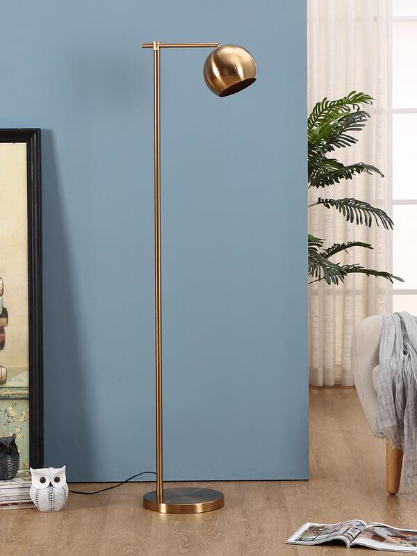 Floor Lamp Light Luxury American Living Room Bedroom Copper Simple Post-modern Floor Lamp Creative Vertical Bedside Table Lamp Nordic Style