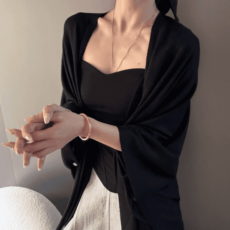 [Thin and Soft] Summer Relaxed Old Money Style Air-Conditioned Sunscreen Knitted Expensive Shawl Large Size Elegant Shawl