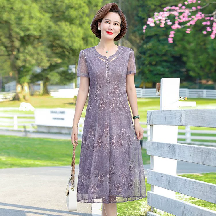 Мама средних лет одета в комбинезон с короткими рукавами, женская средняя и пожилая, свободная, большой размер, минус возраст, модная шифоновая летняя одежда