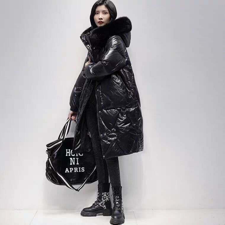검은색
