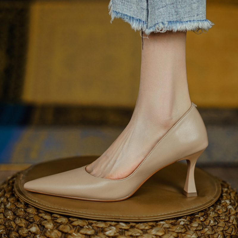 Comfortable Sheepskin Elegant Commuter Goddess Fan 2021 Autumn New Low Mouth Nude Pointed Thin Heel OL Single Shoes for Women