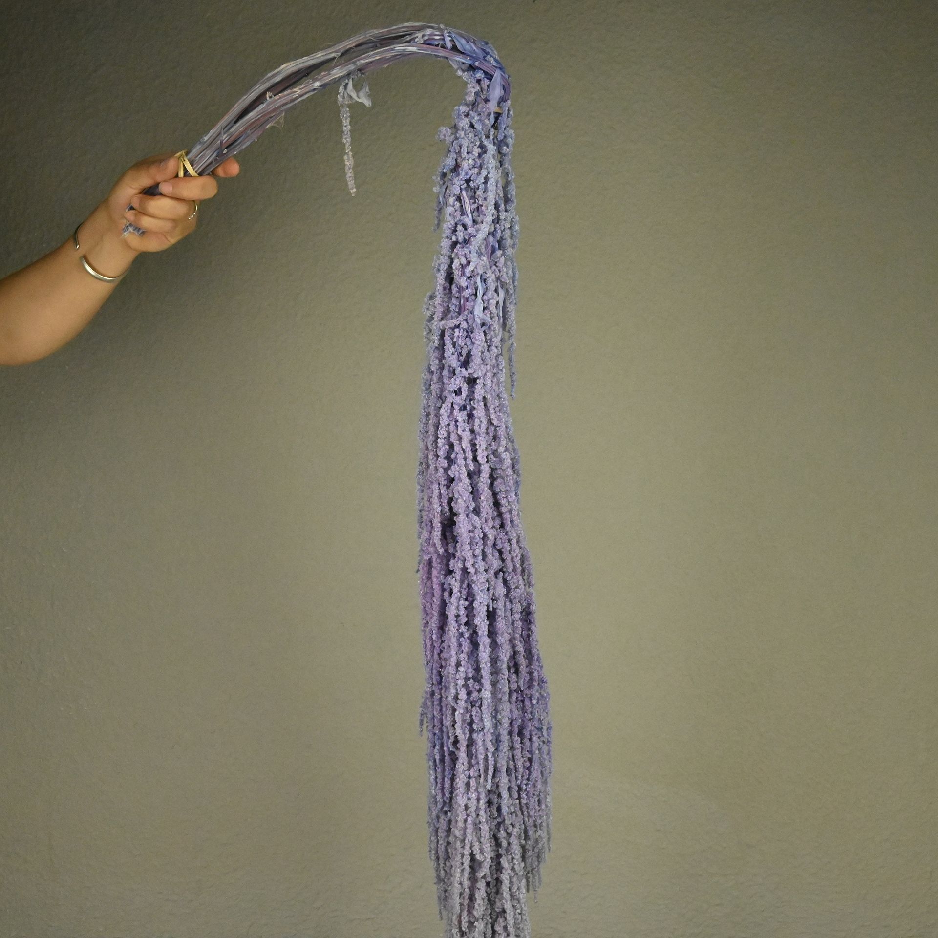 Flores fantasmas colgantes de arroz flor inmortal Juliet Amantes lágrimas colgantes de flores de decoración de bodas flores verdaderas