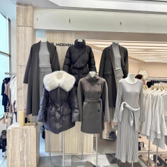2025秋冬品牌女装杂款包广州十三行工厂店实体直播摆摊货源批发