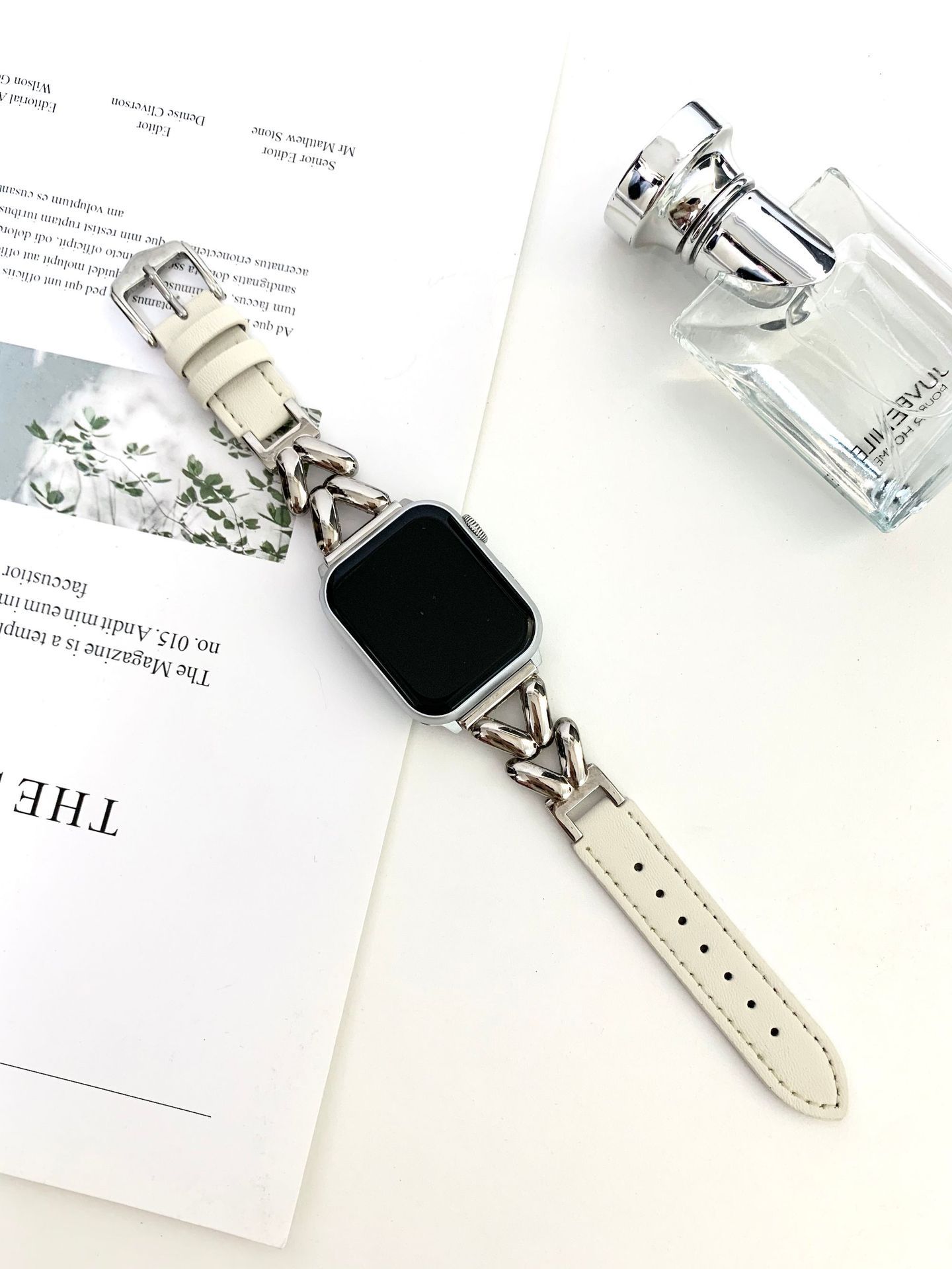 適用於蘋果手錶6789樹葉款金屬拼皮質錶帶 iWatch SE 手腕帶