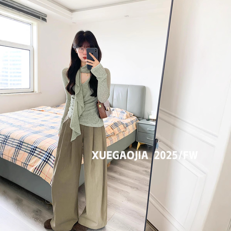 Creambaby Studio Green Cut Out V Neck One-Piece Scarf Collar Bell Sleeve Top for Women in Autum for Small People